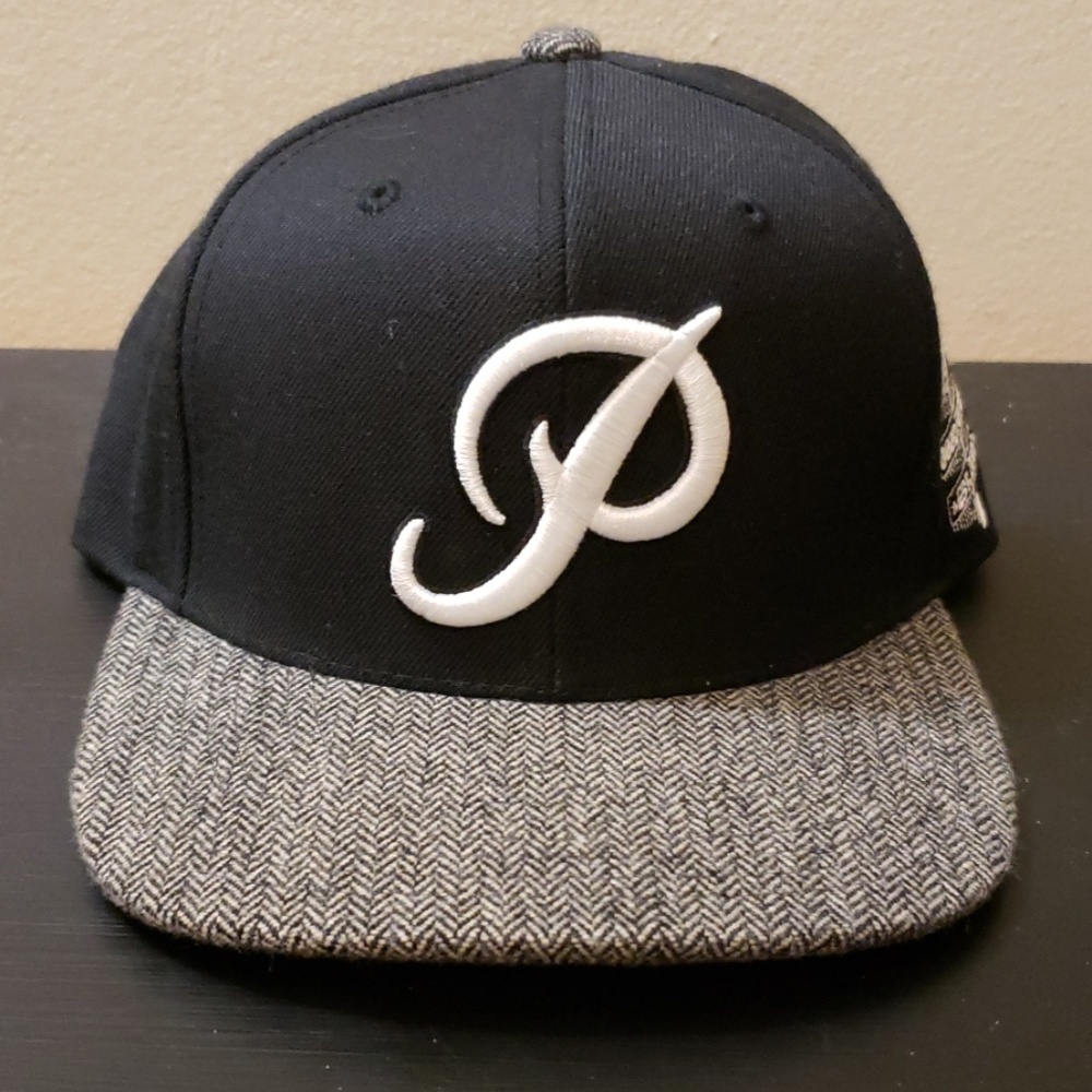 Primitive hat